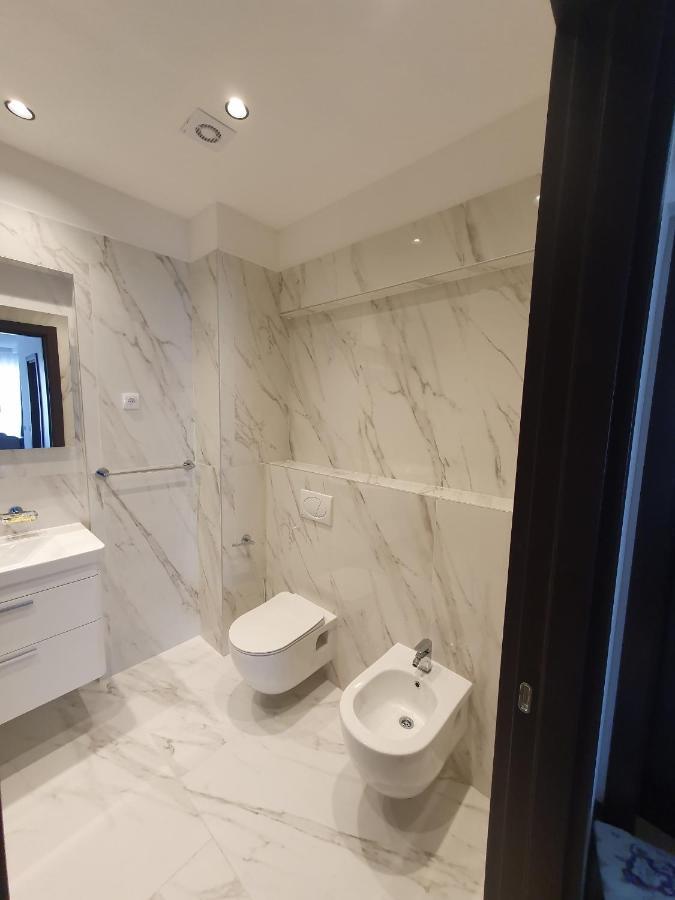 Prestige Central Apartments - Rafailovici บุดวา ภายนอก รูปภาพ
