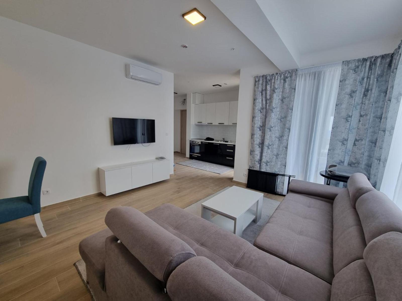 Prestige Central Apartments - Rafailovici บุดวา ภายนอก รูปภาพ